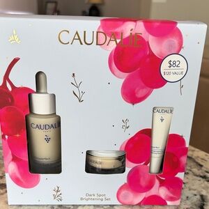 Caudalie Vinoperfect Dark Spot Brightening Set